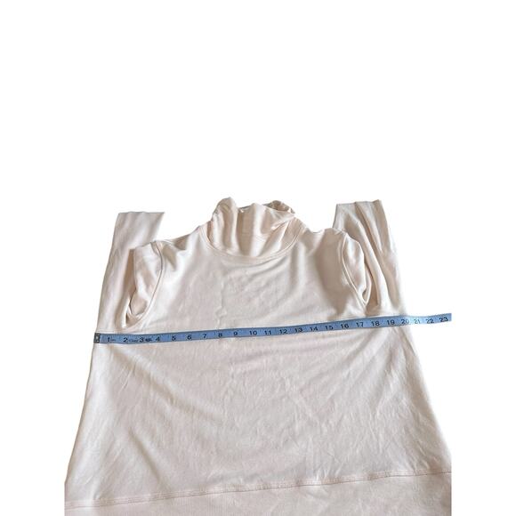 Athleta Pearl White Athletic Workout Cropped Funnel Neck Sweatshirt Size Medium - Picture 7 of 9